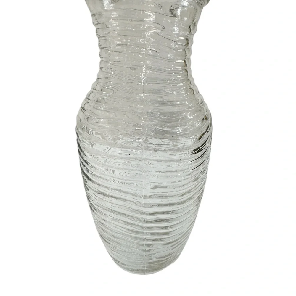 8x3” Ribbed Glass Flower Vase Clear